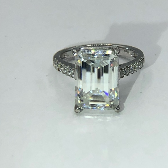 8ct D VVS1 Platinum Emerald cut Moissanite Ring - Picture 8 of 11